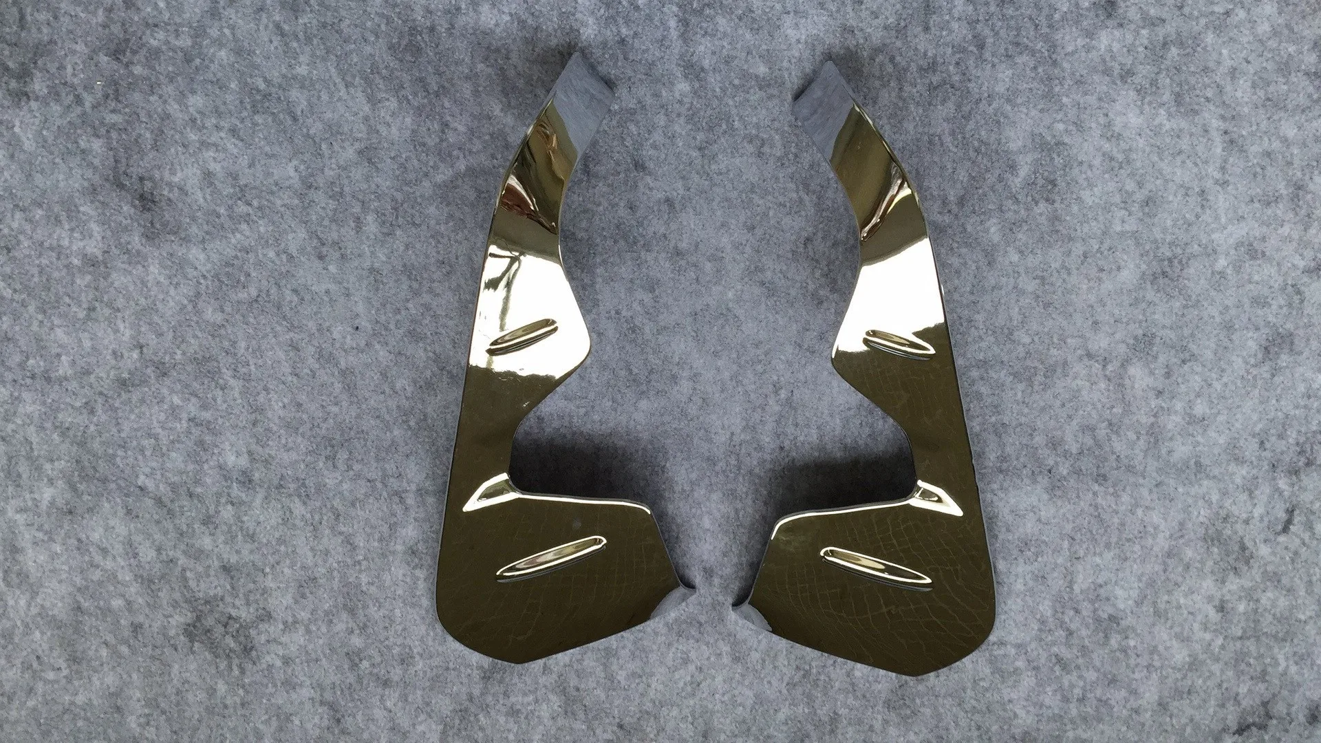 Original Model Tail Lamp Cover Half Accessories For Toyota Hilux Revo 2015-2019 Pickup suv Auto Parts Accessories