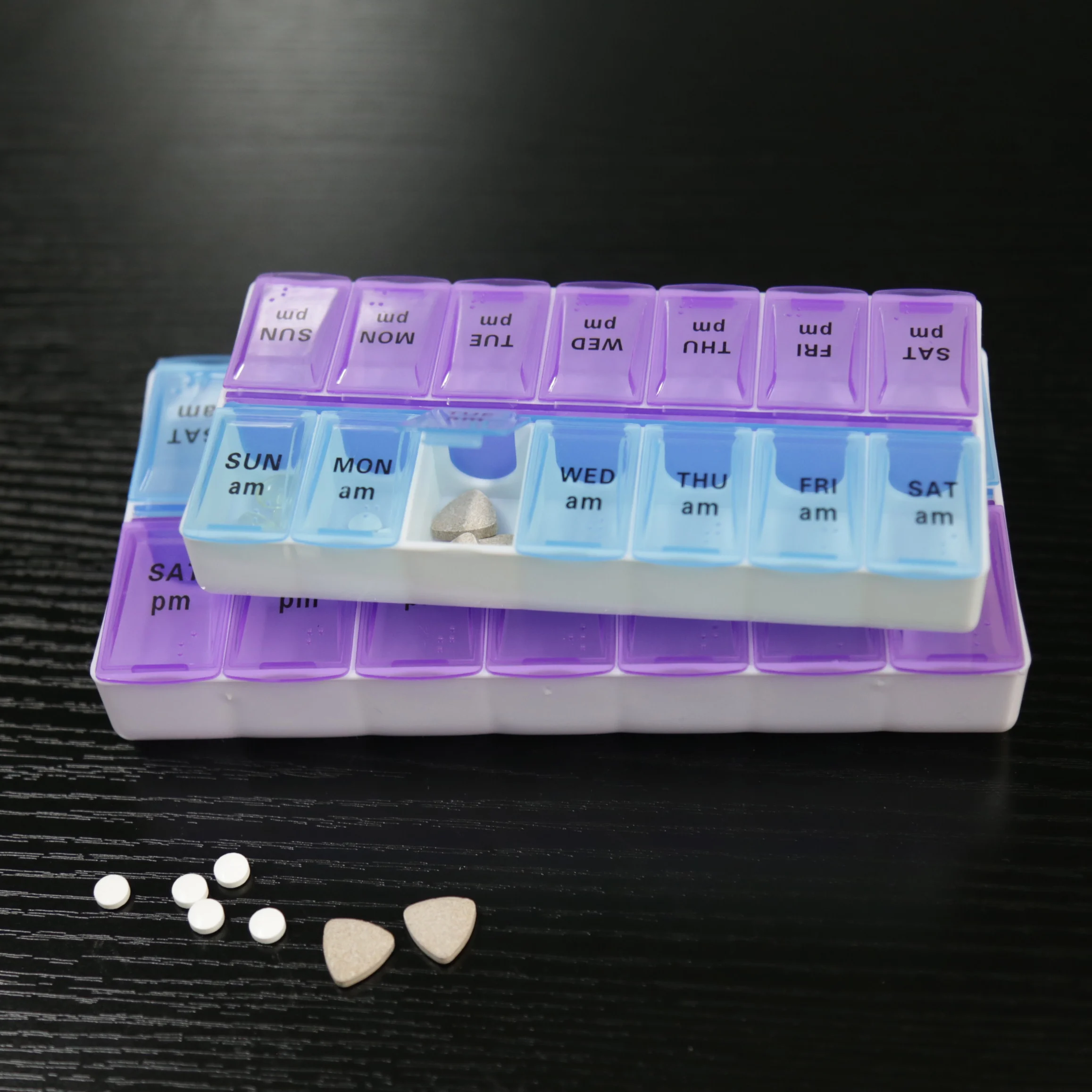 Weekly Pill Organizer, 7 Days Portable Travel Pill Box, Simple Plastic Pill Box