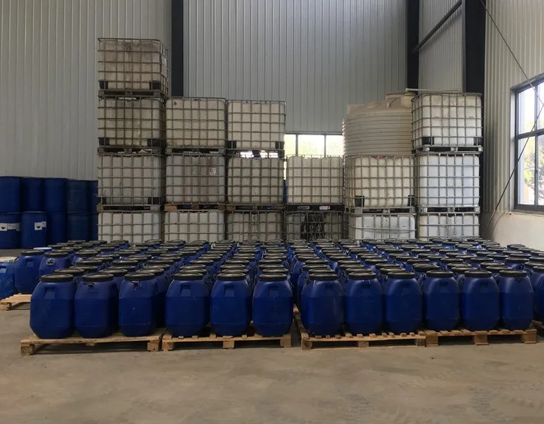 Manufacturers wholesale high quality exterior wall architectural type elastic paint emulsion Excellent resistance to rain marks