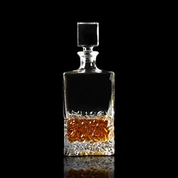 amazon hot sale 850ml perfect square whiskey decanter for whiskey brandy  liquor