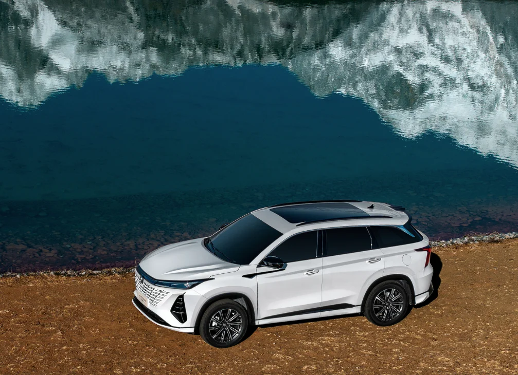 2024 Changan CS 75 Plus China Automobiles Petrol Car Suv Gasoline SUV Automatic Car Petrol Changan Auto