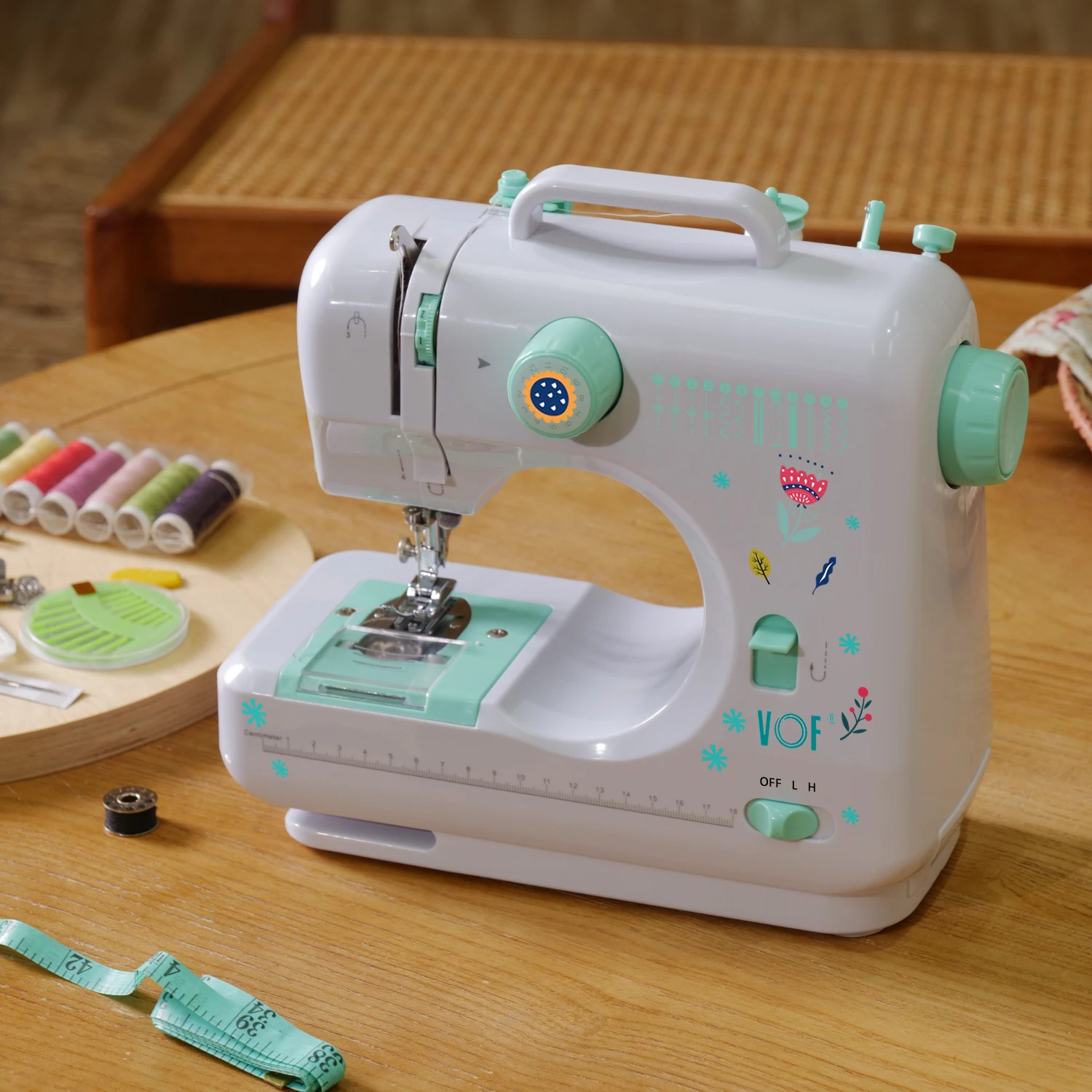 VOF 2020 New Design FHSM-505G Homeuse Multifunction Mini Sewing Machine with 12 Stitches