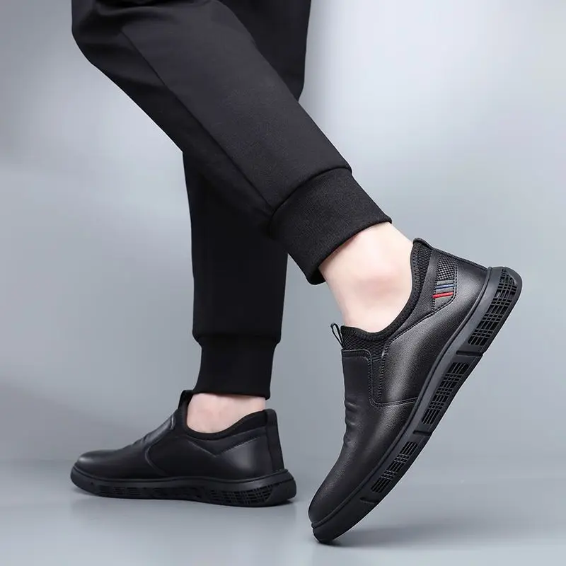 China Suppliers Fashion White Black Casual Flat Driver Loafer Shoes Men