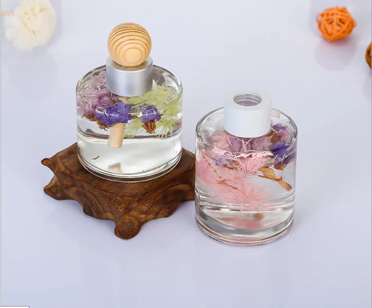 180ml  Round aroma glass reed diffuser bottle with sola flower & rattan sticks