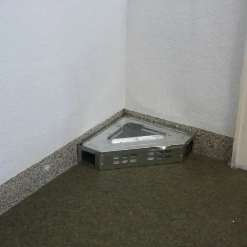 Two Entrance Door Corner Metal Mouse Trap Humane Rat Trap with Clear Window