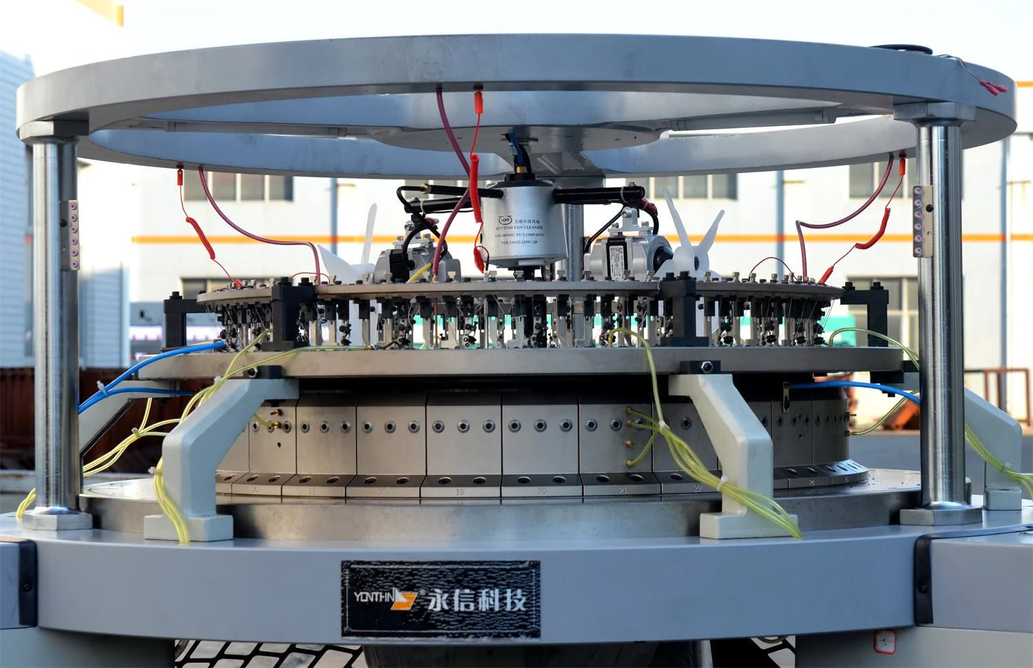 Taiwan Seamless Three Thread Fleece Cotton Circular Knitting Machine for Hot Sale