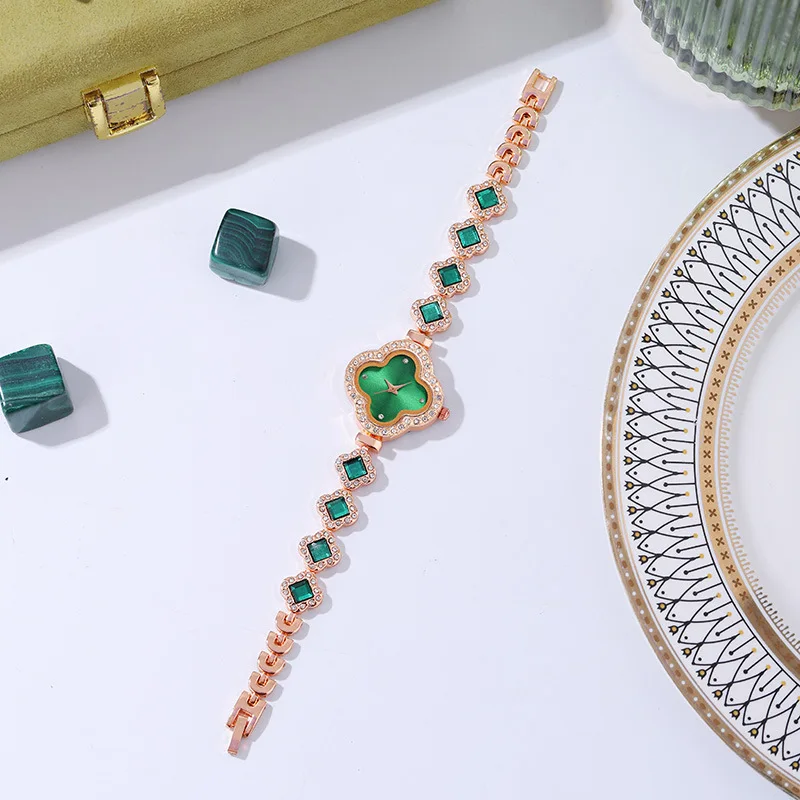 Fashion Reloj Wristwatch Alloy Four-leaf Diamond Bracelet Watch For Women