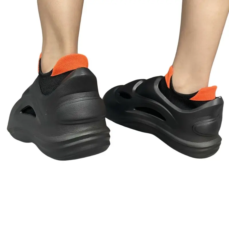 Wholesale EVA slippers for men casual slip on mens sandals beach summer clogs shoes with socks for Women