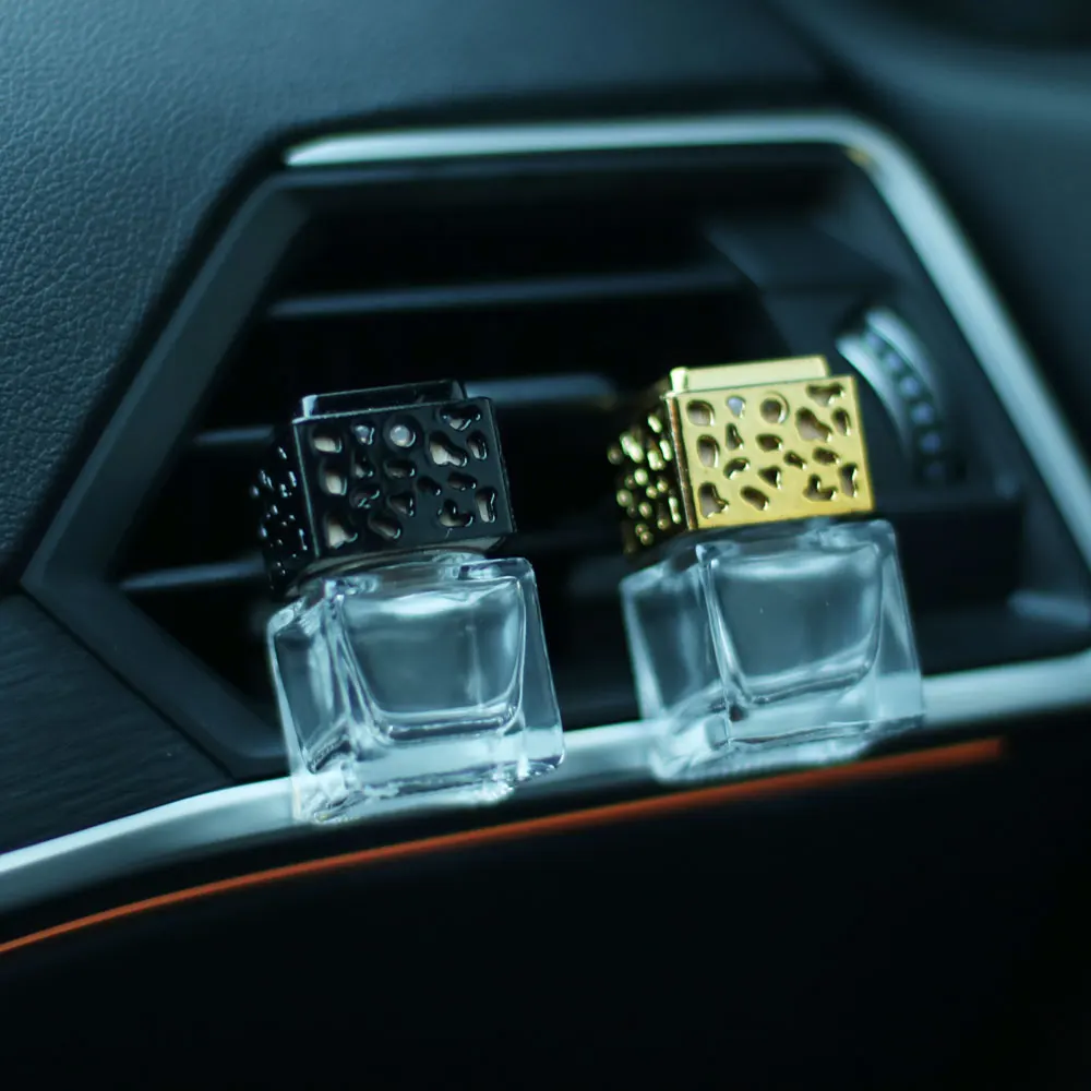 Empty White Square 8ml Air Freshener Fragrance Reed Diffuser Glass Bottle Hang Car Perfume Bottle With Clip