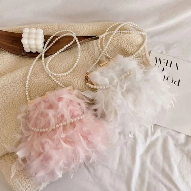 Luxury Feather Purses Handbags Women Designer Chain Evening Party Clutch Bag with Pearls Handles Faux Fur Crossbody bag