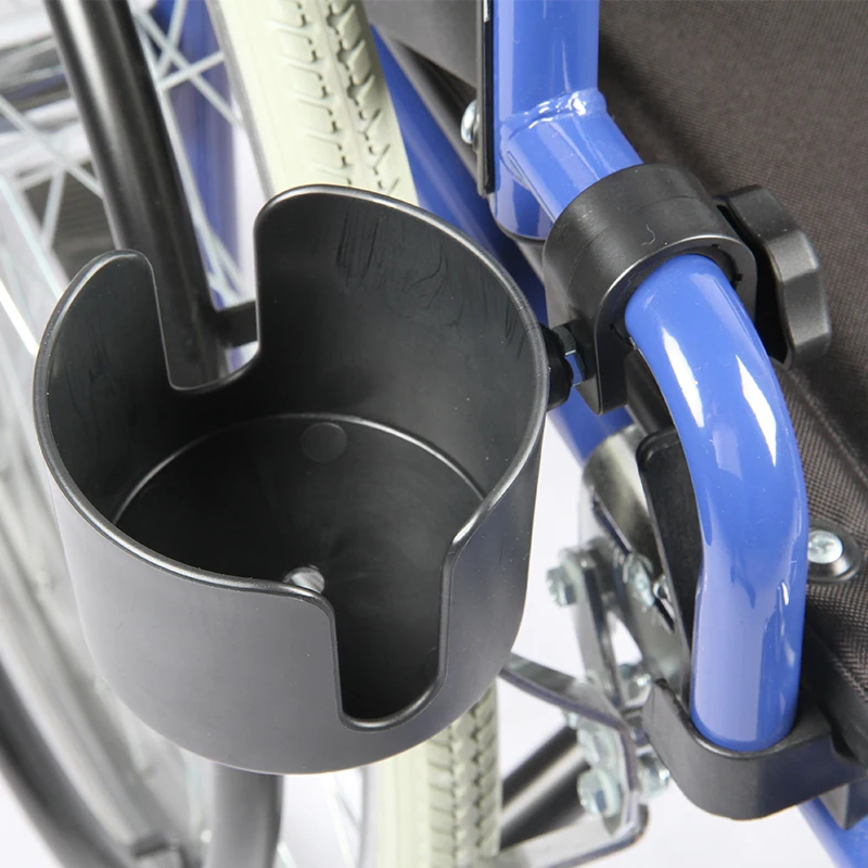 Cup holder equipped with a clip suitable for a smaller gun body easy to use and high quality