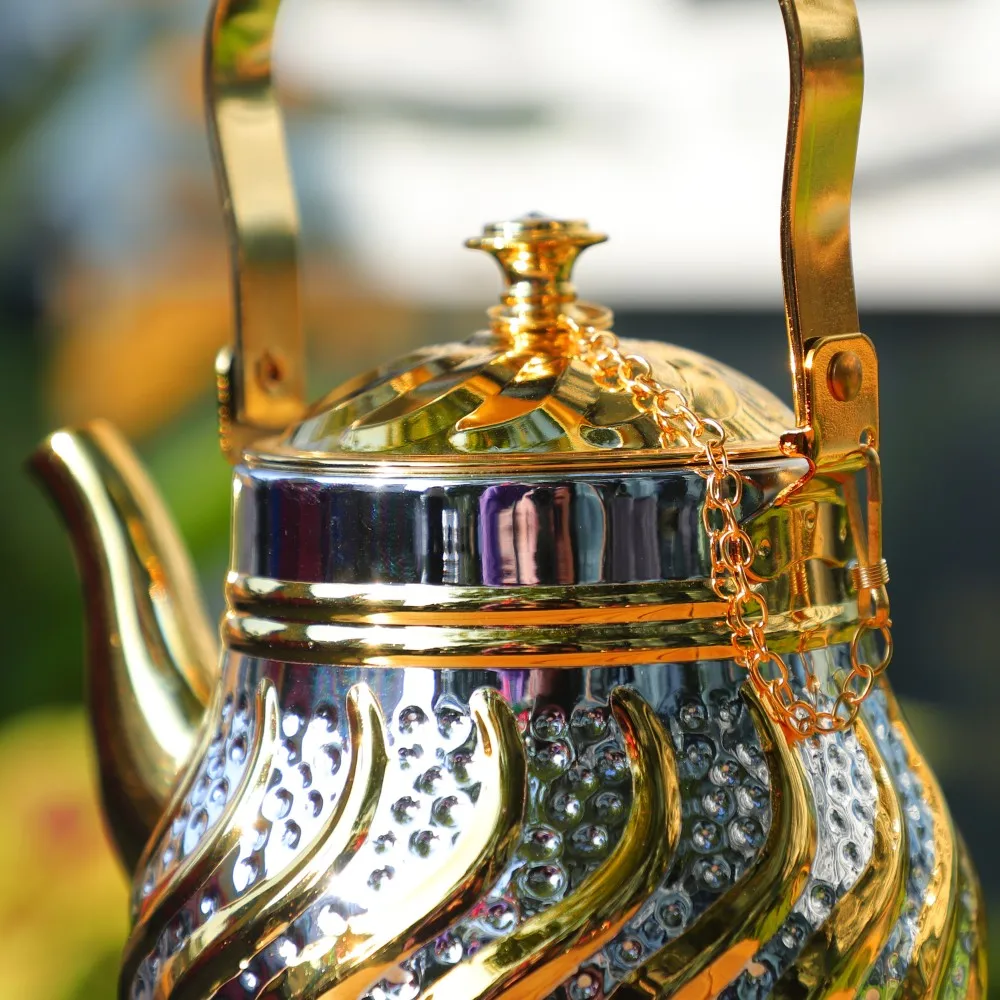 2025 New Tea Pot Metal Extra Large Stainless Steel Tea Pots Cast Iron For Restaurants Teapot Kettle