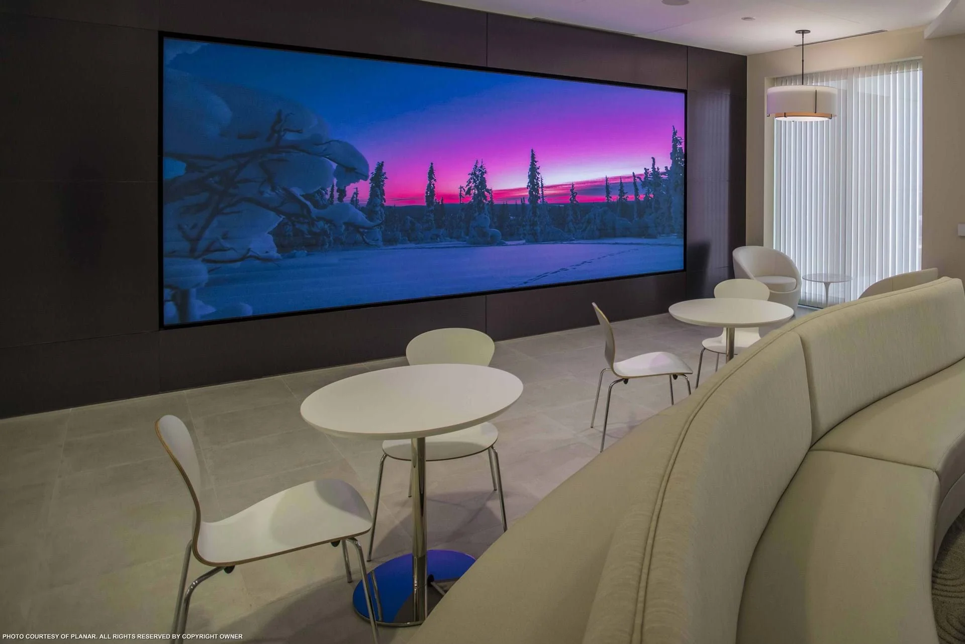 Jiacai HD P1.86 P2 P2.5 Indoor RGB Portable Flexible Led Advertising Screen Panel Full Color SMD Video Wall Display Module