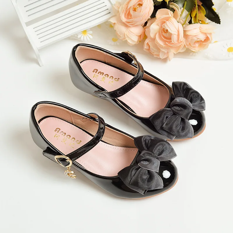 New arrival Elegent  girls PU leather shoes  Girls heels princess shoes with bow little  Girl party Sandals