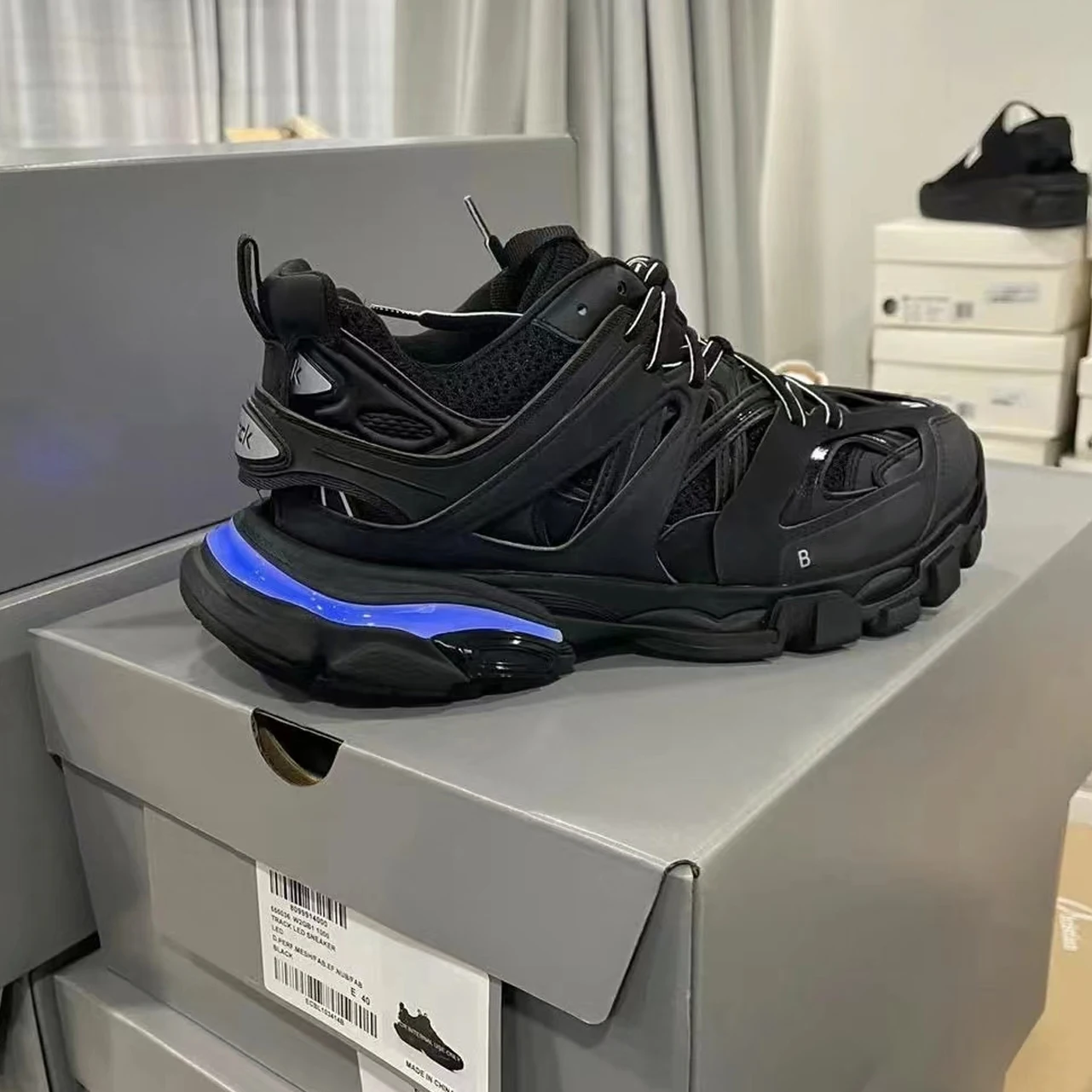 2024 Original quality track 3.0 sneakers with Led light Men Women Running sport shoes BB track 3.0 shoes Runners sneakers retro