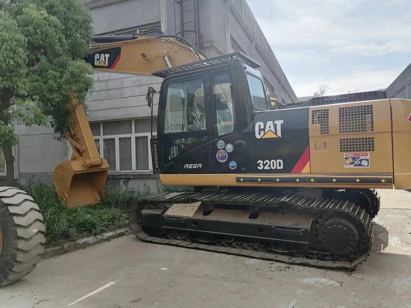 Оригинальный экскаватор Cat 320D в наличии 320D2 320C б/у