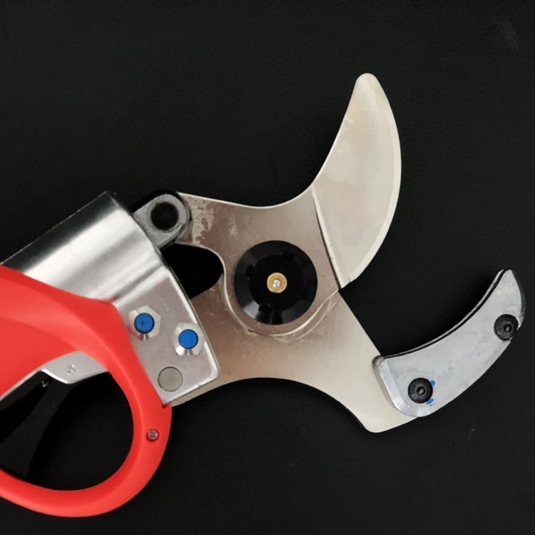 2020 New New Design Garden Use Electric Tree Branch Cutter