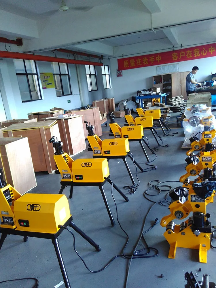 Hongli 6C-A Electric Pipe Roll Groover 1 1/4  To  6 inch Stainless Steel Tubes 550W Roll Grooving Machine