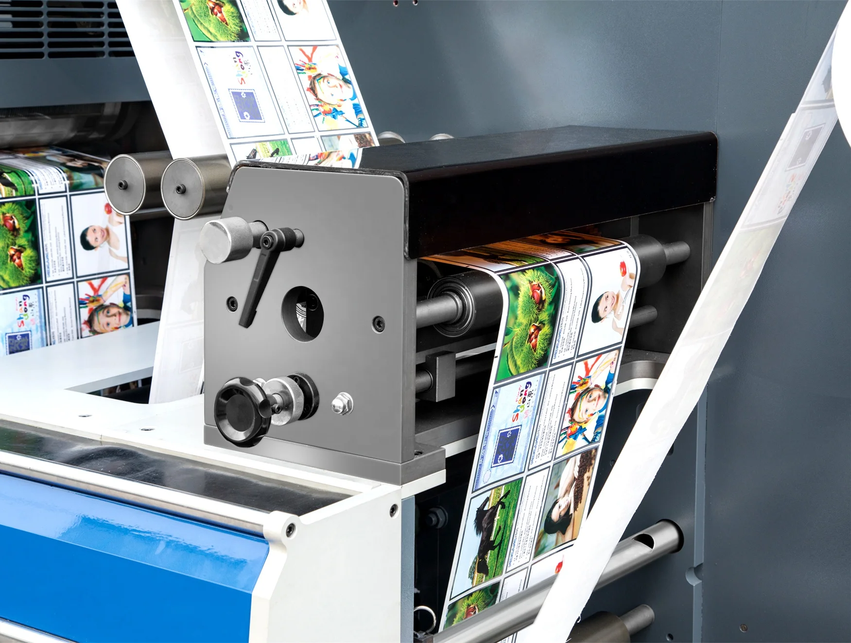 Rotary/semi-rotary Label sticker varnishing lamination cold stamping Die-cutting Machine with slitter and sheeting functions