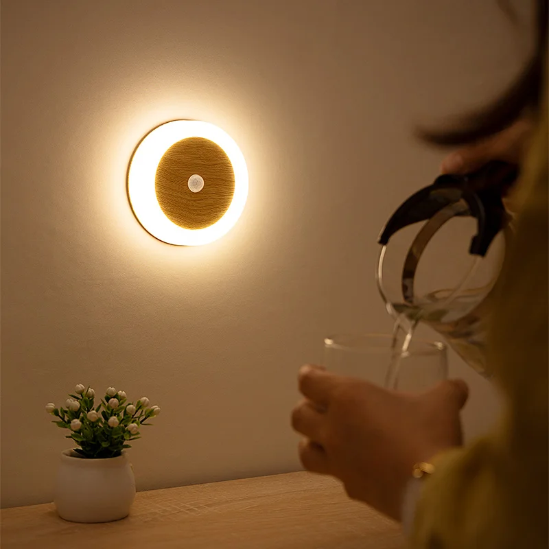 2023 new arrival classic home decor human body sensor magnet adsorption micro usb rechargeable 6500K warm light induction lamp