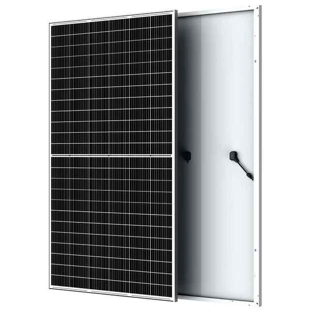 Sun power solar panel JINKO N TYPE long cable line hot sale in middle east market 550W ground power station