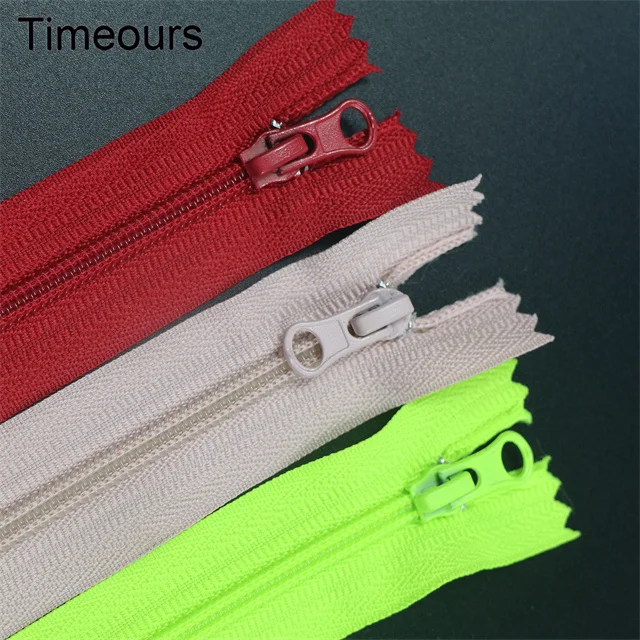 Nylon Zipper Roll 4# factory price wholesale zipper long chain zippers for bags