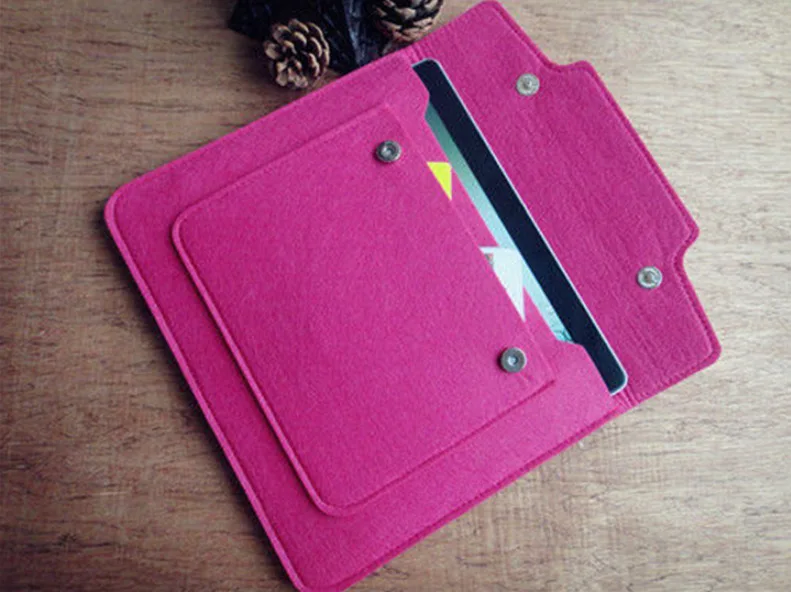 Chinese factory custom made newest soft wool felt blank laptop sleeve laptop bags and cases