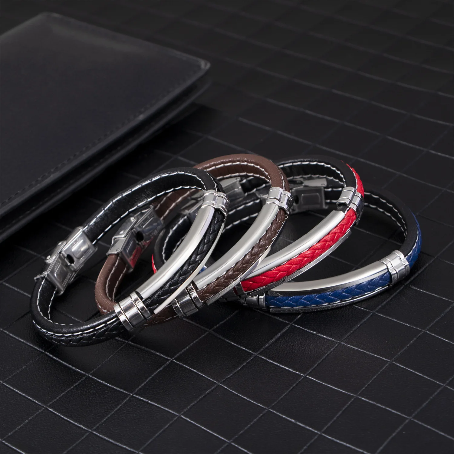 Adjusting Length Braided Leather Bracelets for Men Armband Trendy Genuine Leather Rope Bracelets with Magnetic Buckle Jewelry