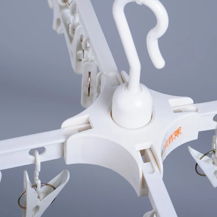 China factory BAOYOUNI wholesale Foldable 24 Pegs Portable Indoor Outdoor Airer Dryer  Foldable Sock Hangers with Clips hooks