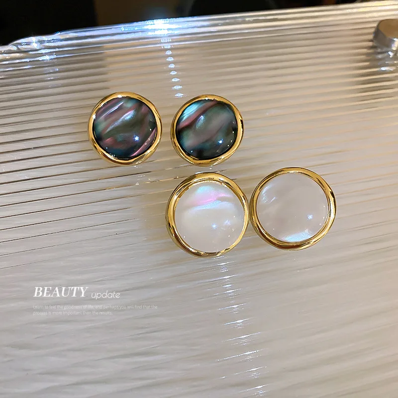 Korean trendy fashion jewelry silver needle luxury pearl resin statement stud earrings women