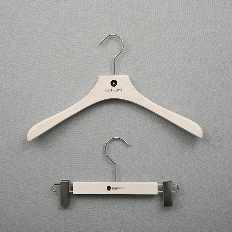 Luxury Cloth Hanger White Wood Clip Hanger Non Slip Boutique Wooden Clothes Hanger Set With Clip For Clothing Shop