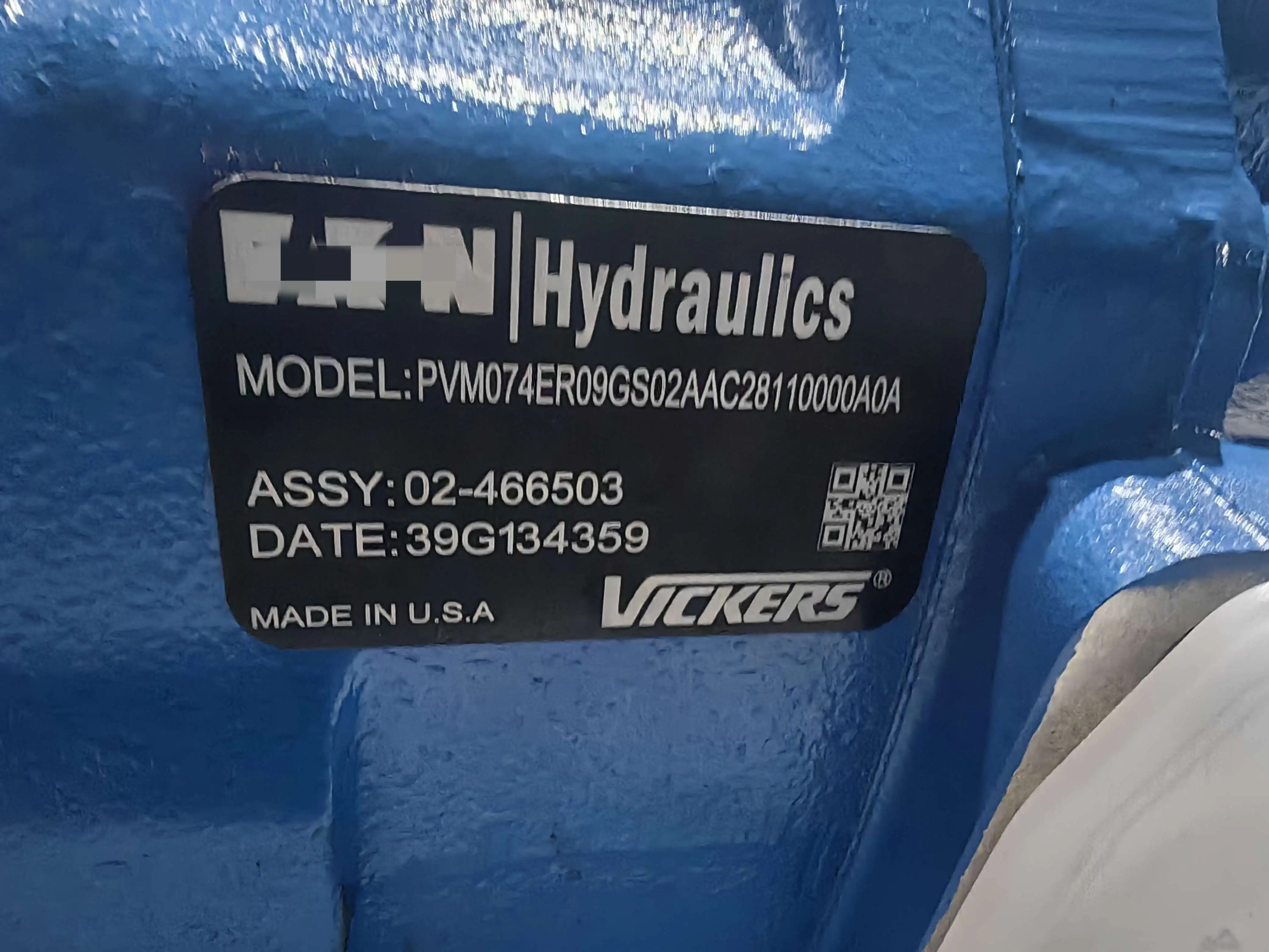 OEM VICKERS PVM098EL11ES02AAC28200000A0A hydraulic pump PVM PVM074 PVM098 PVM131 Mobile Variable Displacement Piston Pump