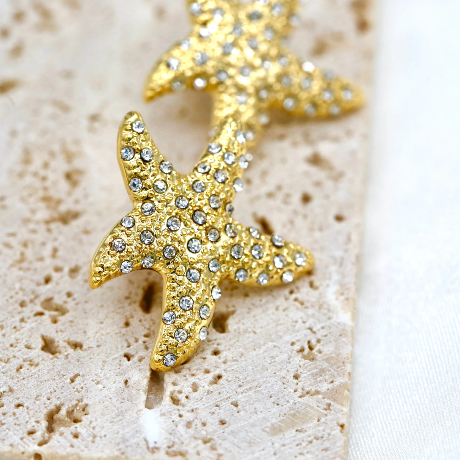 European and American zircon star earrings ladies fashion products