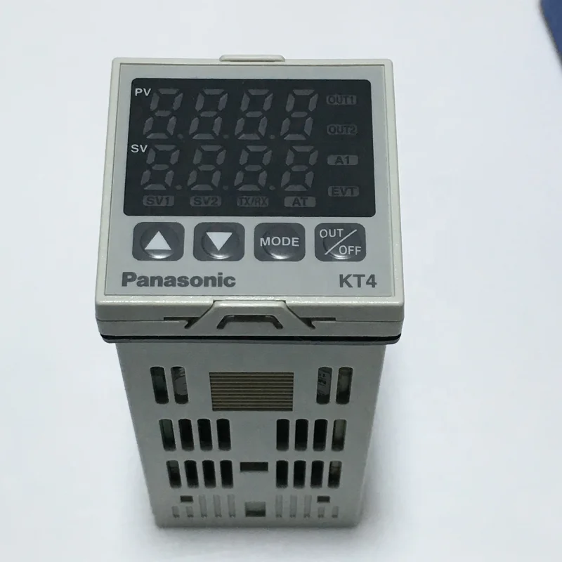 Оригинальный в наличии CJ1W-OC211 16 выходов points1 общий съемный клеммный блок коммуникационный