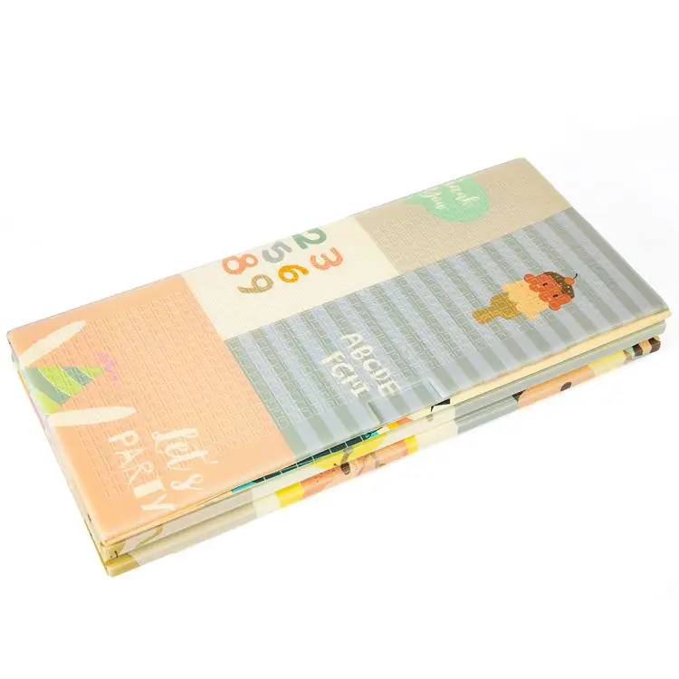 Folding Play Mat for baby crawling and playing from China