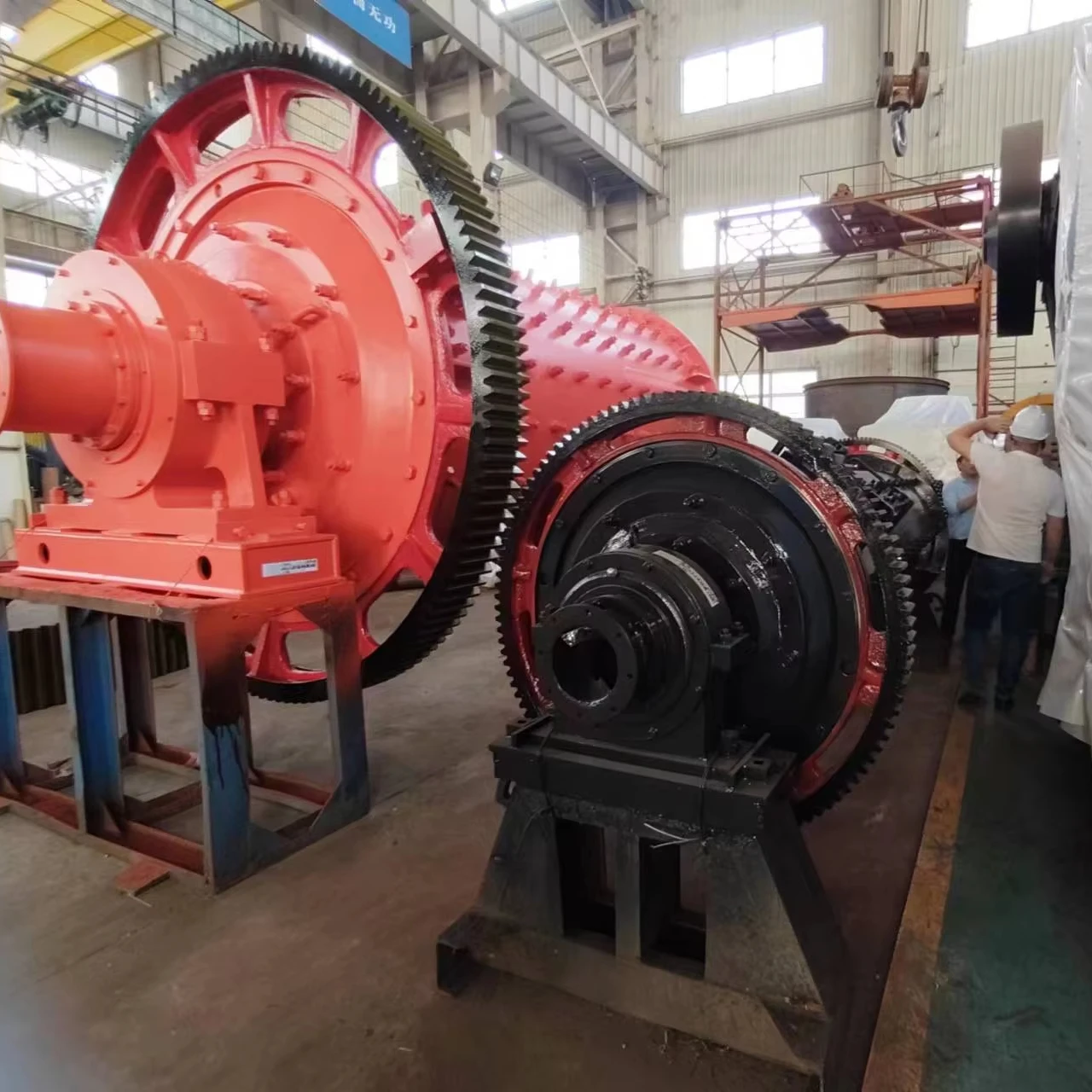 Высокая емкость 1-10TPH Планетарная шаровая мельница 1830*4500