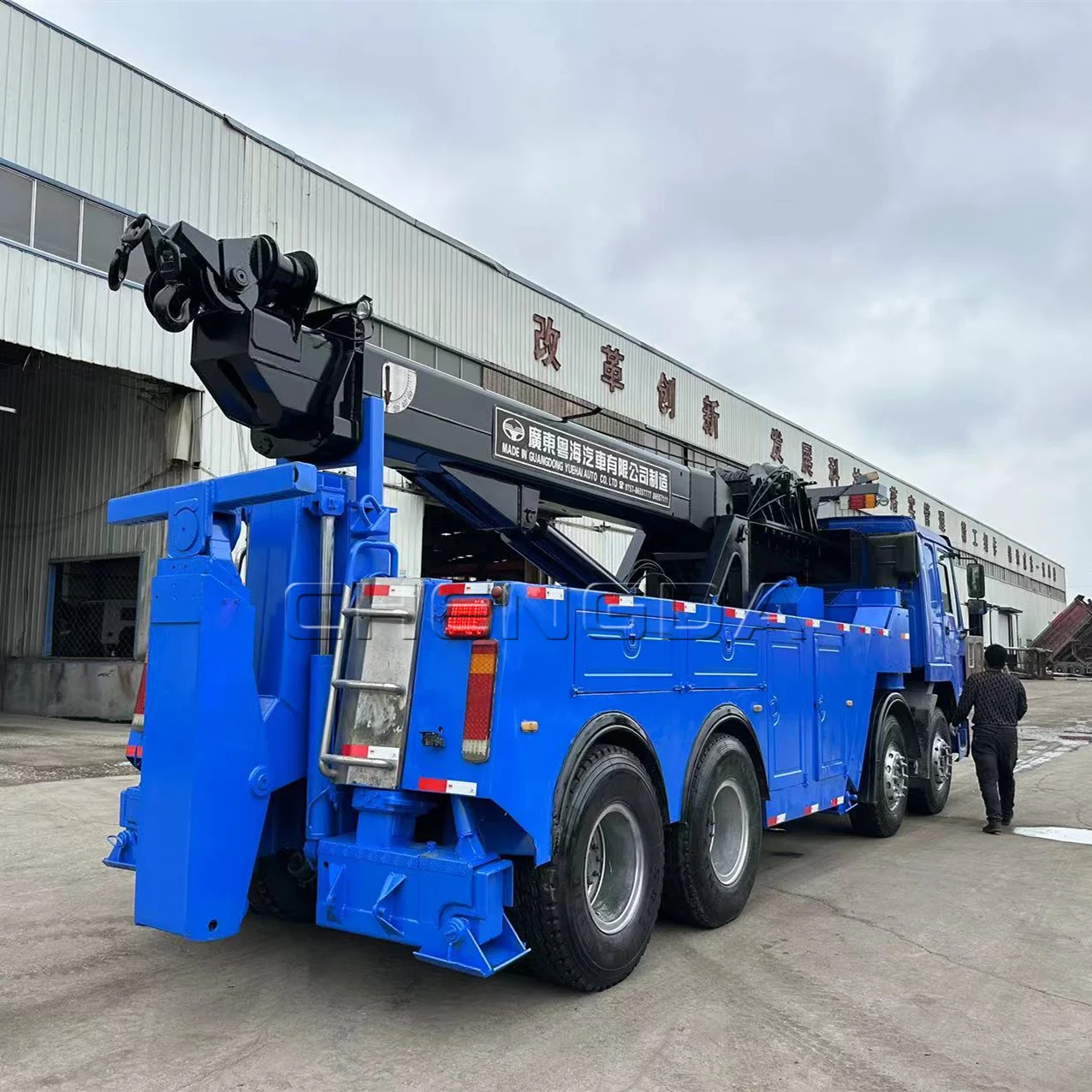 Sinotruck Howo 8x4 25 тонн подержанного оборудования эвакуаторы для продажи в Ботсване