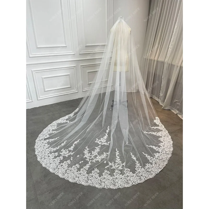 Оптовая продажа Женская Большая Соборная вуаль свадебная Длинная Элегантная новая стильная скромная Цветочная Кружевная аппликация мягкая тюлеевая 2023