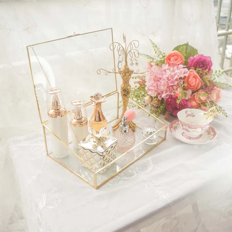 Golden Vintage Glass Lidded Boxs Rectangular And Brass Gold Mirror Tray Trinket Packaging Jewellery Organiser Glass Box