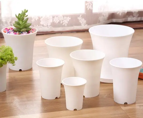 
wholesale decorative round white and black garden indoor outdoor modern PP plastic flower pots 
