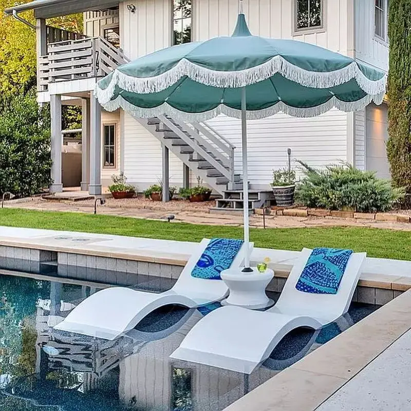 Wholesale 8.5 ft Outdoor Macrame Tassels Luxury Aluminum Garden Parasols Vintage Pagoda Beach  Patio Umbrellas With Fringe Edge