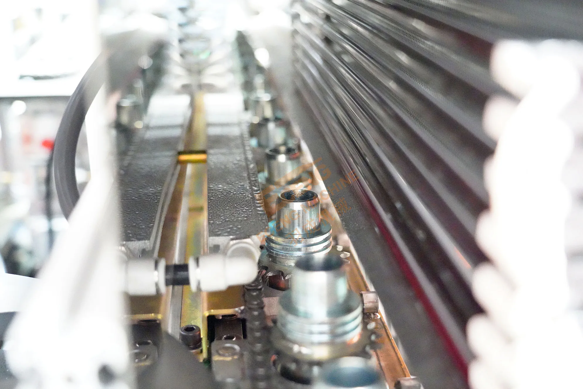 Chinese Factory Plastic Blow Moulding Machine high speed full Automatic pet stretch bottle blowing machines 2L 500ml 1400ml