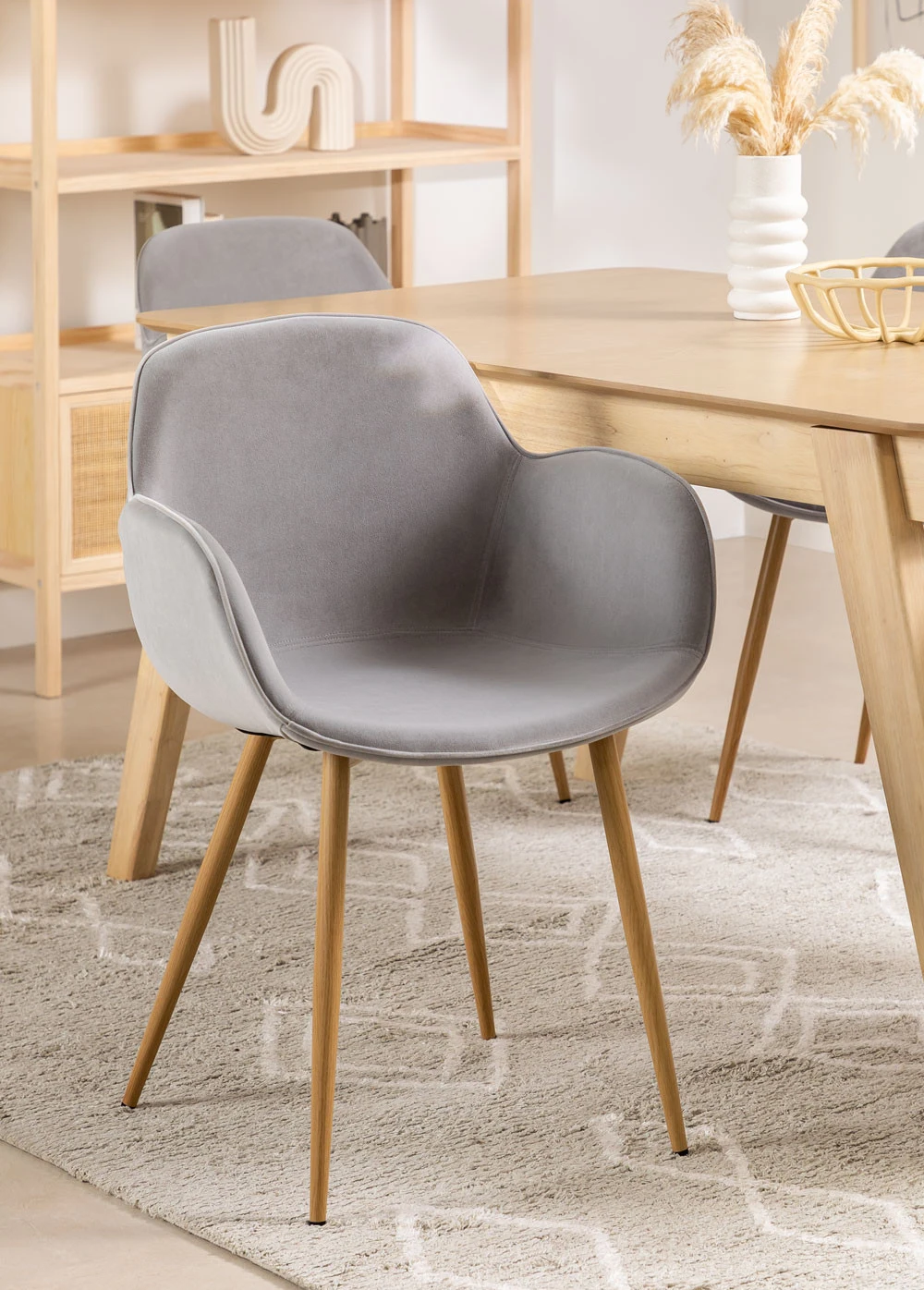 Cheap Price Pp Plastic cover fabric Modern Dining Restaurant Mono block Chair