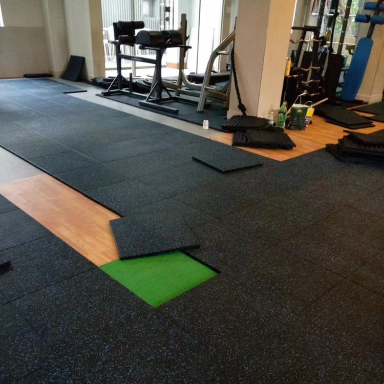 Недорогой резиновый настил для кросс-фитнеса, тренажерного зала