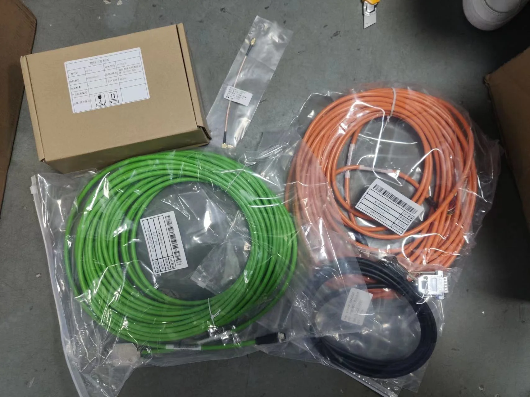 RAYTOOLS BM06K Series 6KW Auto-Focusing Laser Cutting Head for laser cutting machine