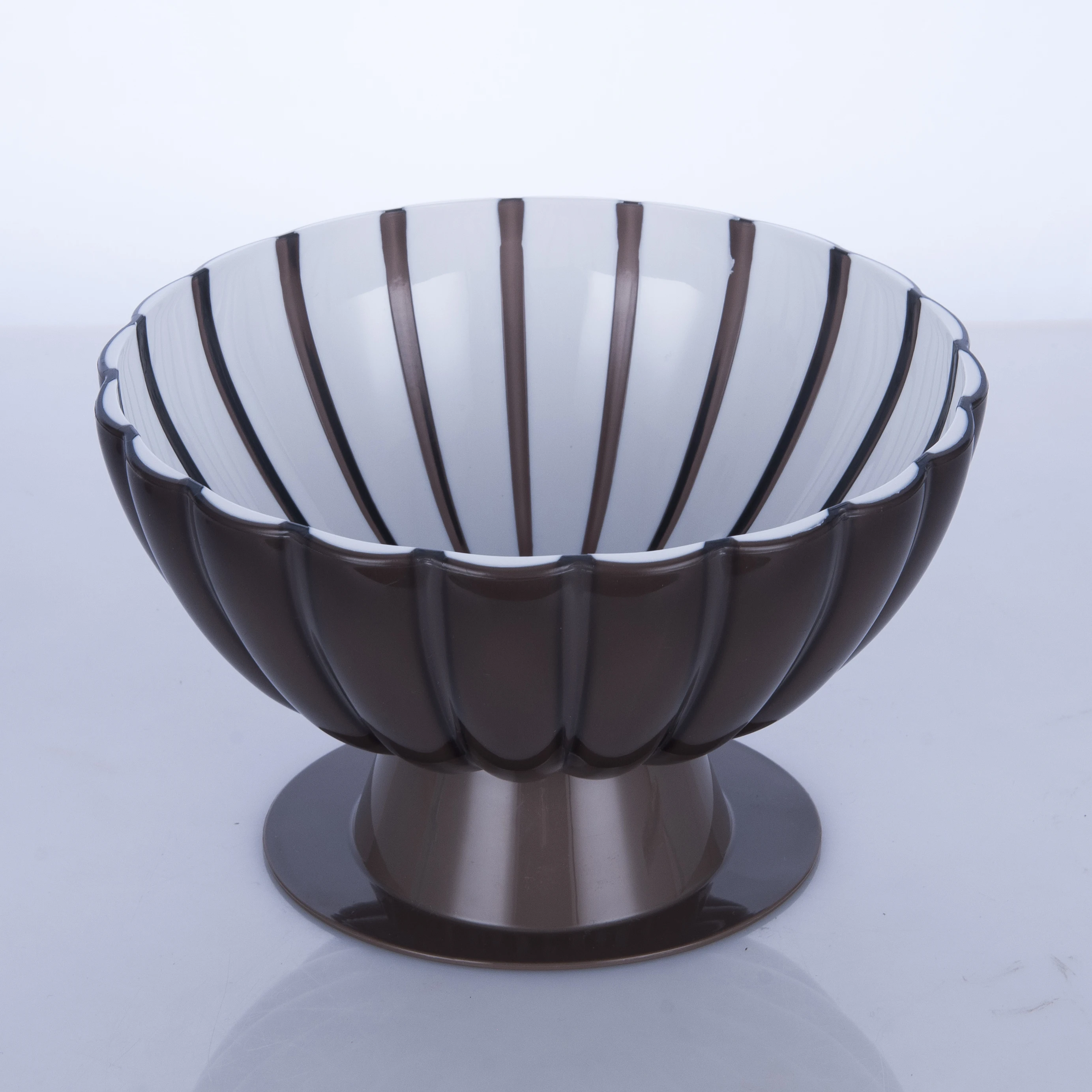 Newest Design Accept Packaging Customization Plastic Decoration Fruit Crystal Dish