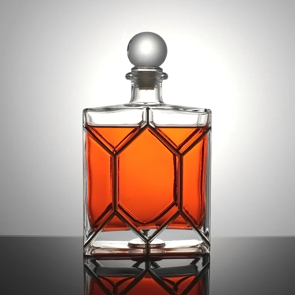 Custom shape 750ML super flint whisky vodka glass bottle high quality spirit wine tequila square shape liquor glass bottle