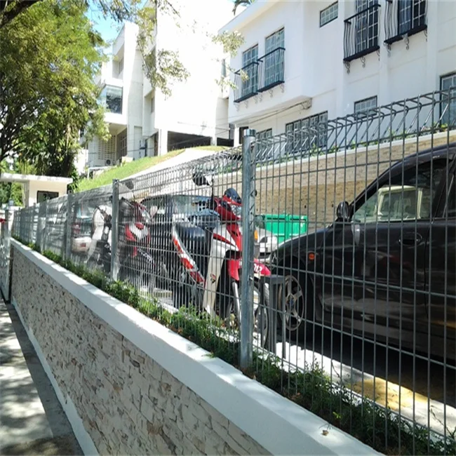 roll top fence (4).jpg