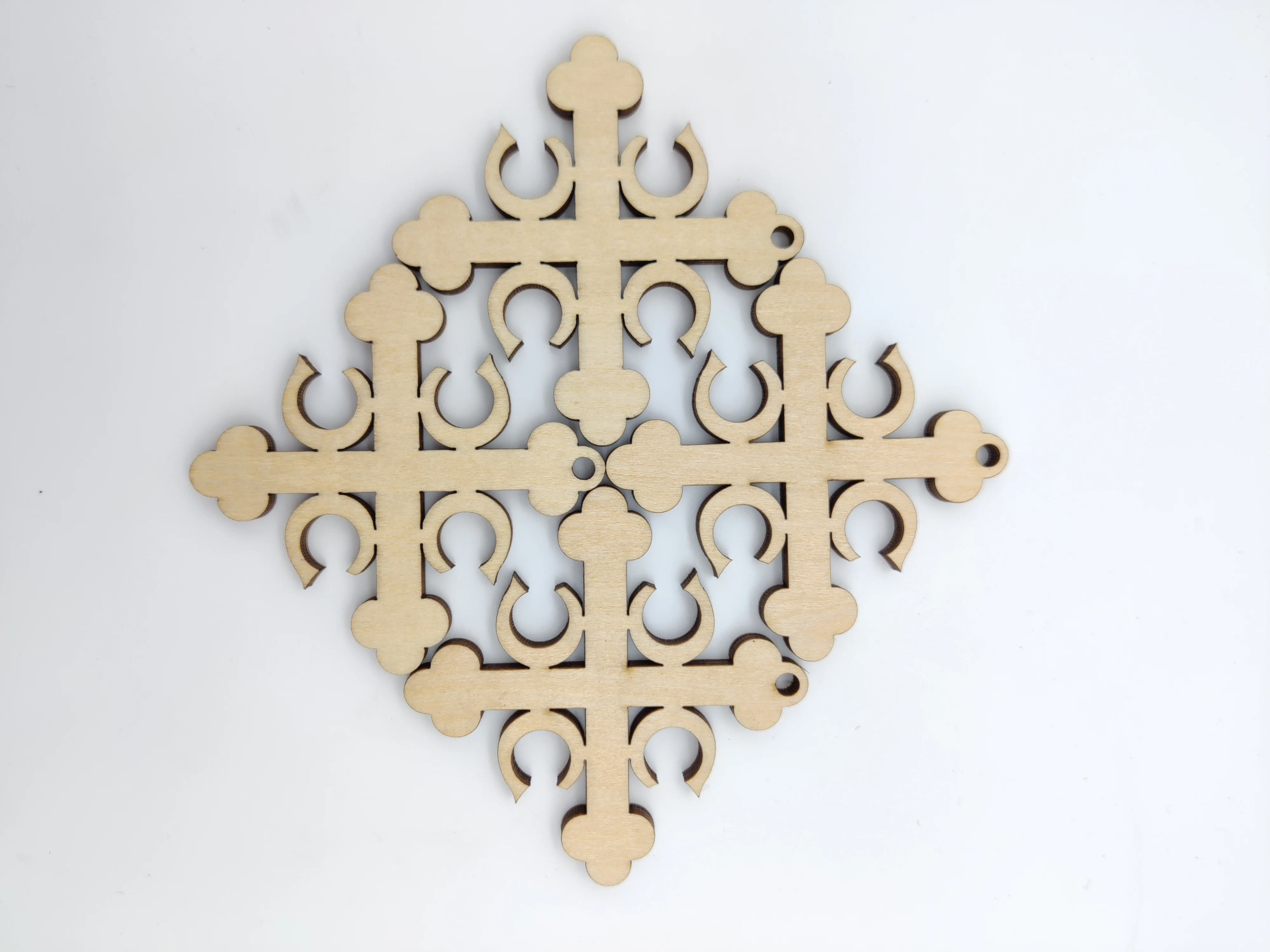 Tailai Wooden Cross DIY Crafts Cutouts Cross Shaped Unfinished Wood Slices Embellishments Ornaments for DIY Projects Halloween.