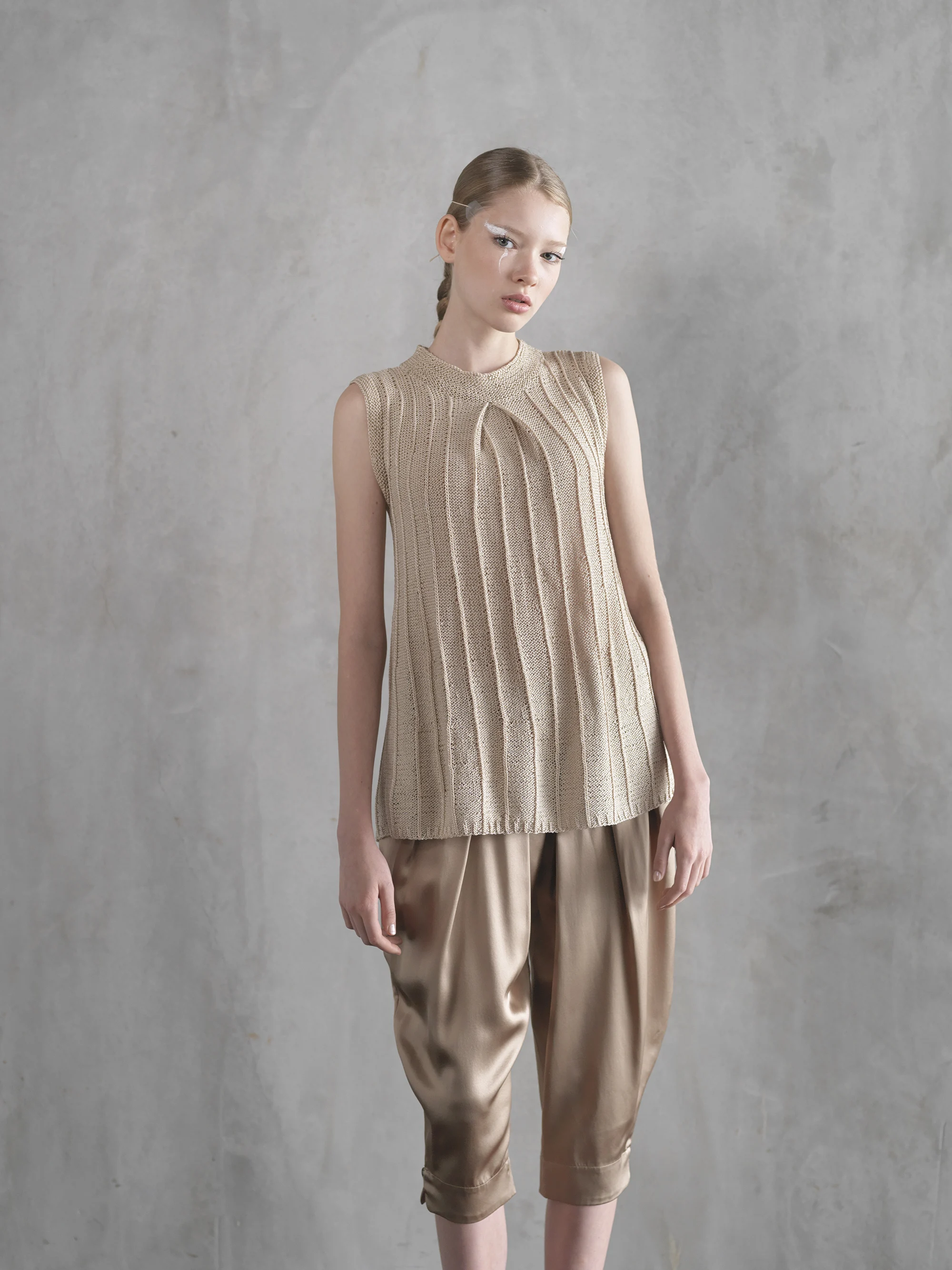 
Japanese UV Cut 90% Beautiful Shine Wholesale Cotton Silk Yarn 